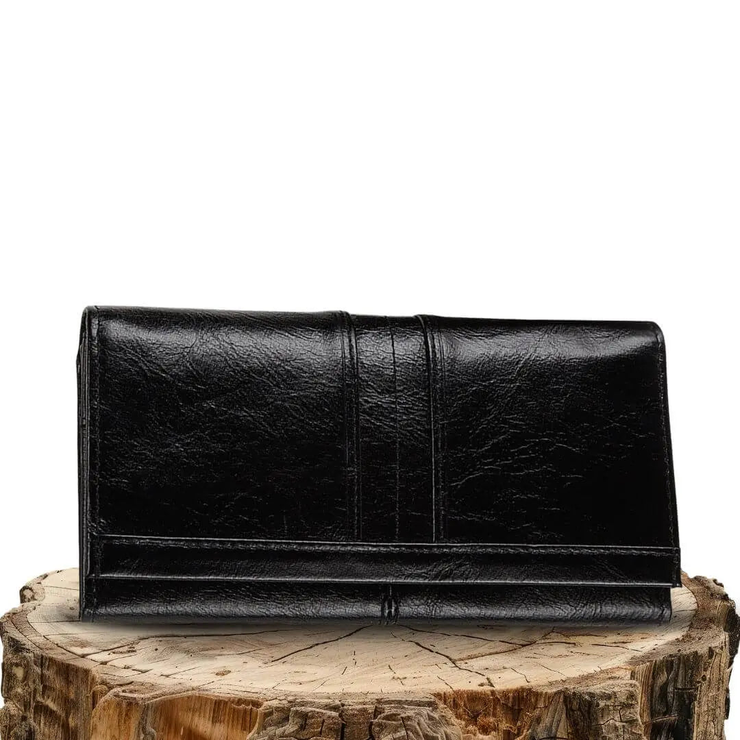 Sydney’s Sleek Keeper | Wallet Joan's Bags