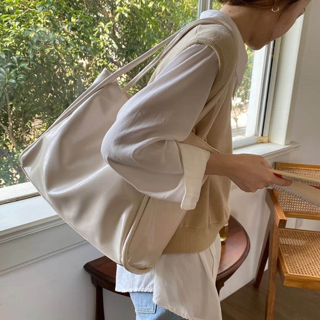 Ellie’s Timeless Carryall | Shoulder Bag - Joan's Bags